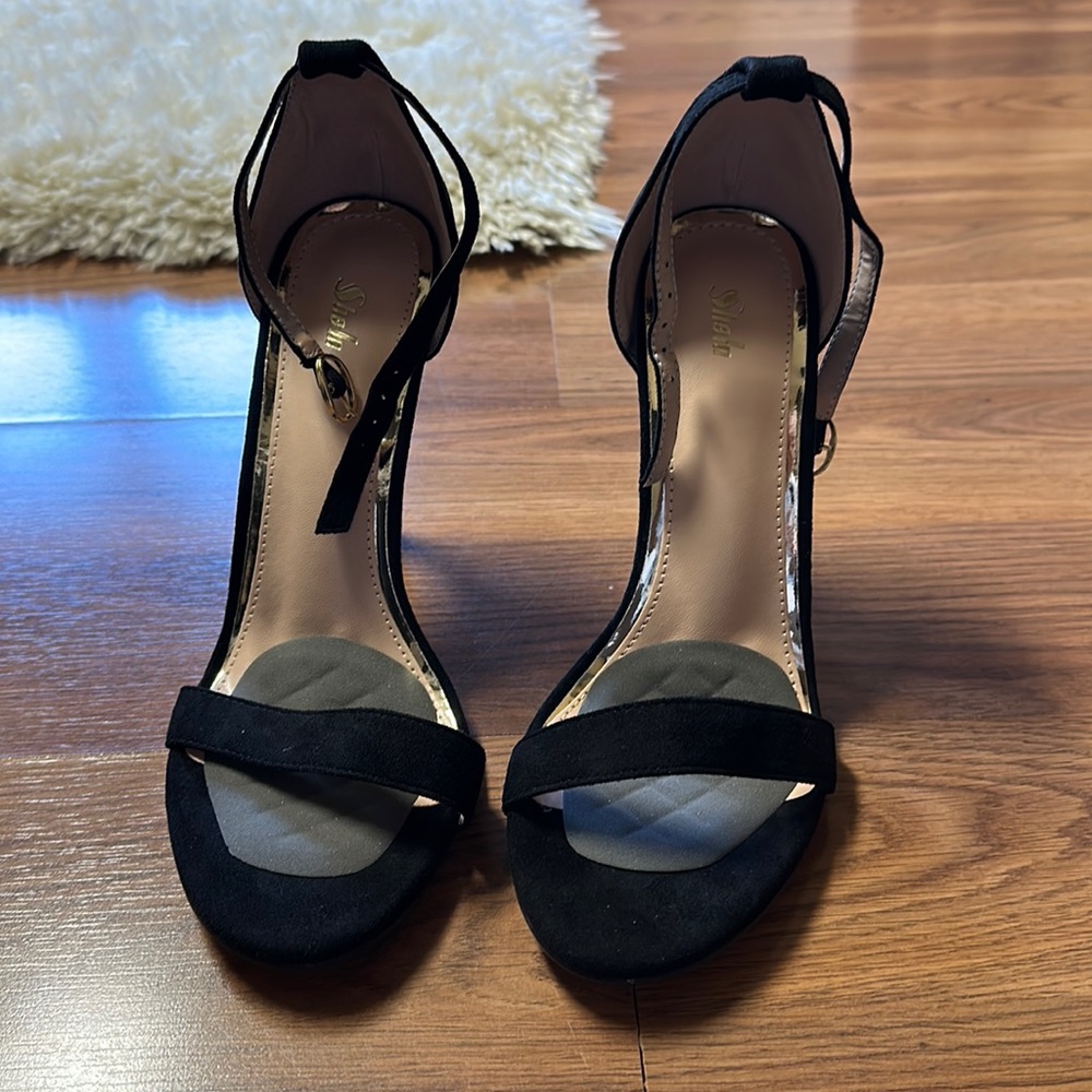 Shein Black Heeled Sandal-39